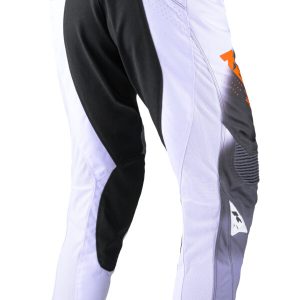 tone-white-2-1