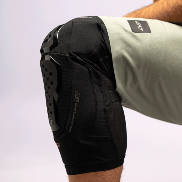 Knee Guard 6.0 Evo Black